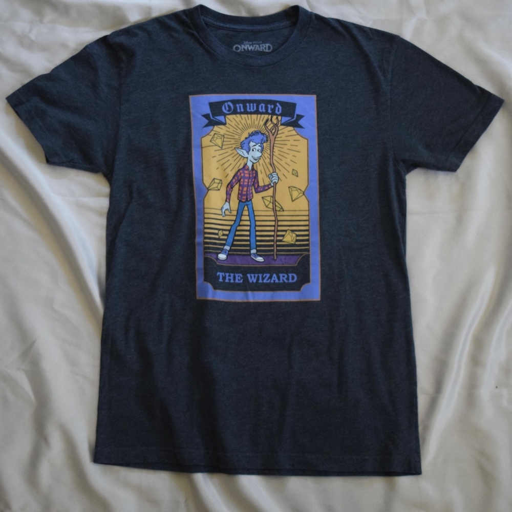 Disney Onward Graphic T-Shirt The Wizard Tarot Card Design Size Medium